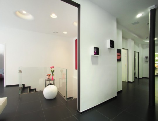 cabinet-dentaire-paris-couloir.jpg